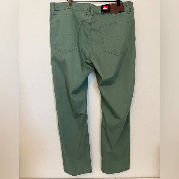 Quiksilver Men’s Straight Fit Pants Sage Green - Picture 4 of 7